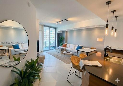 3301 NE 1st Ave #H1608, Miami FL 33137
