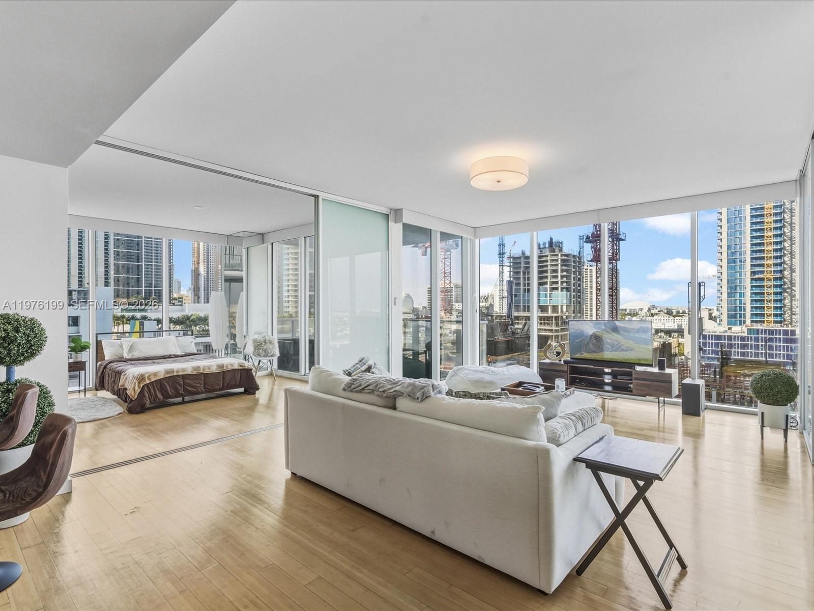 1040 Biscayne Blvd #1107, Miami FL 33132