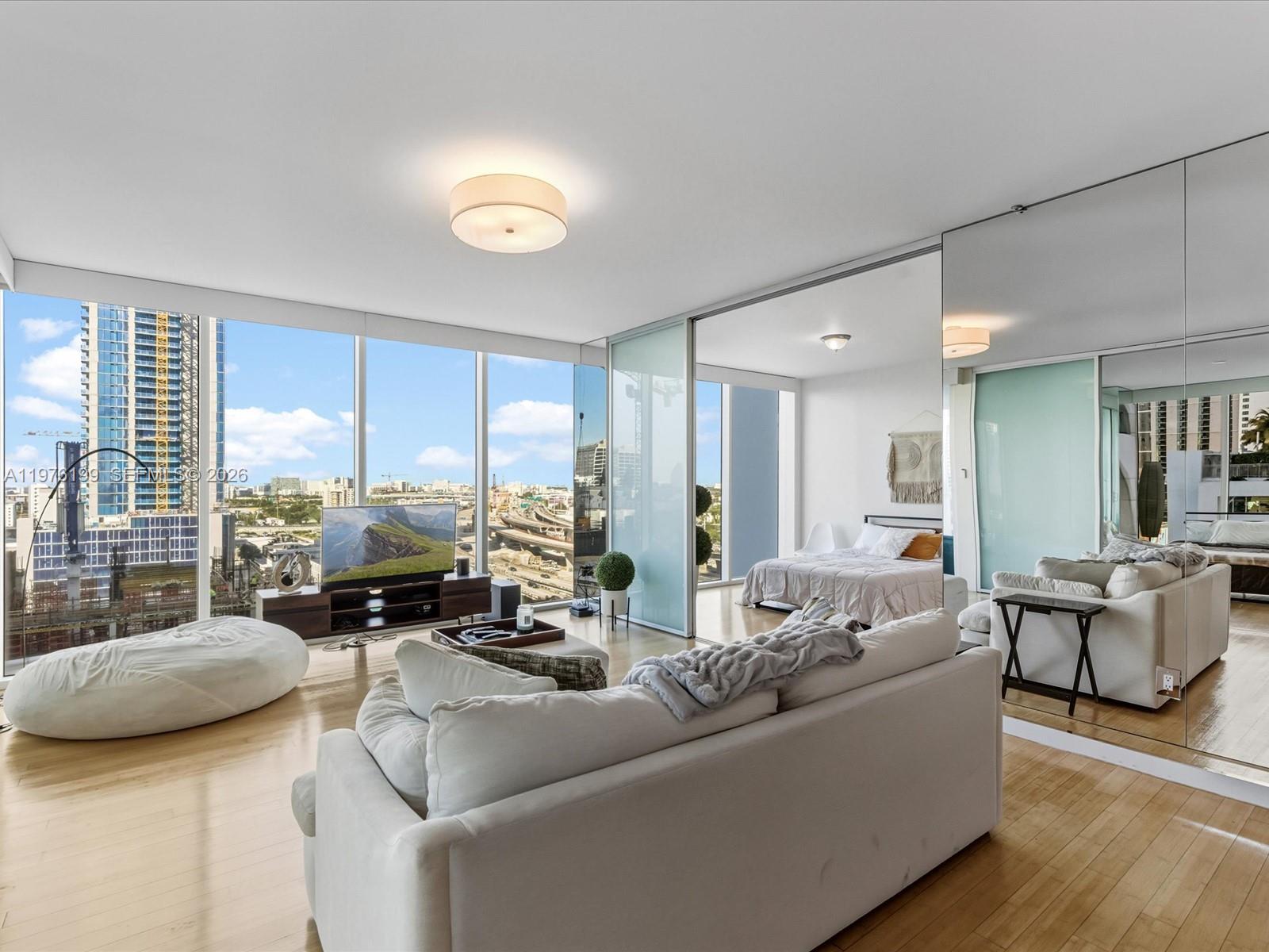 1040 Biscayne Blvd #1107, Miami FL 33132