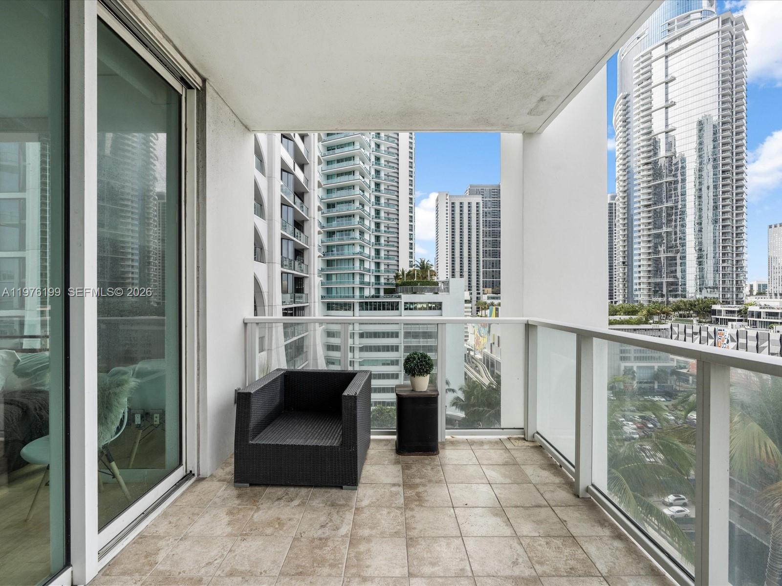 1040 Biscayne Blvd #1107, Miami FL 33132