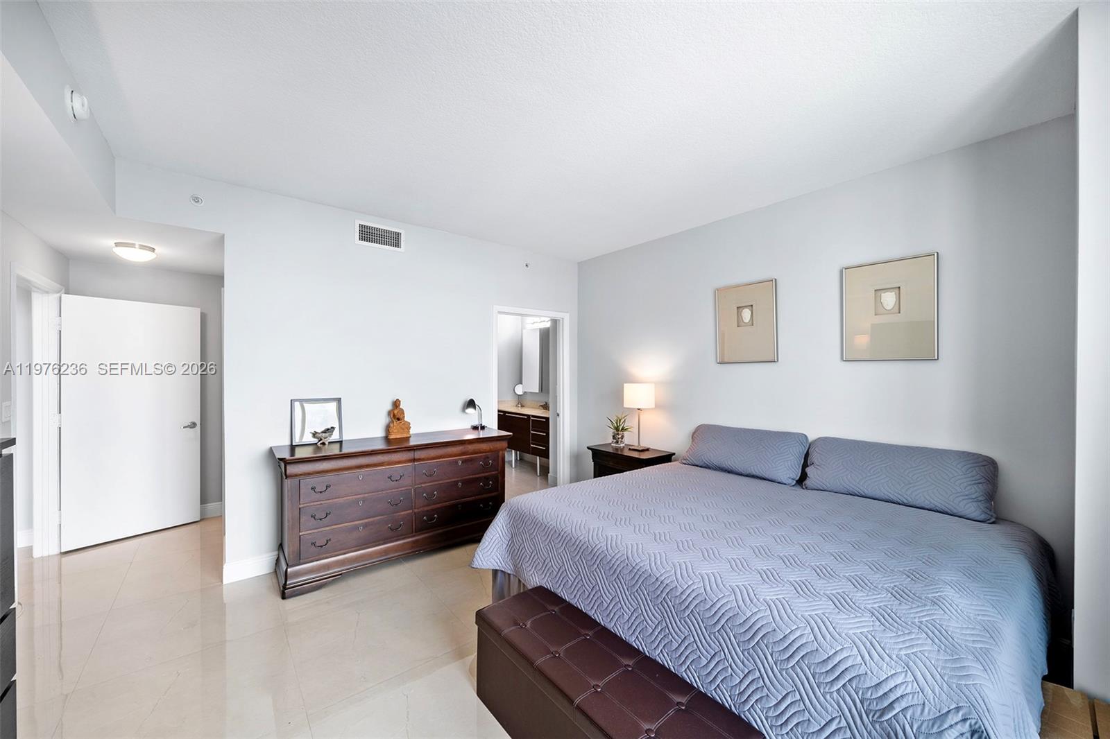 1900 N Bayshore Dr #2512, Miami FL 33132