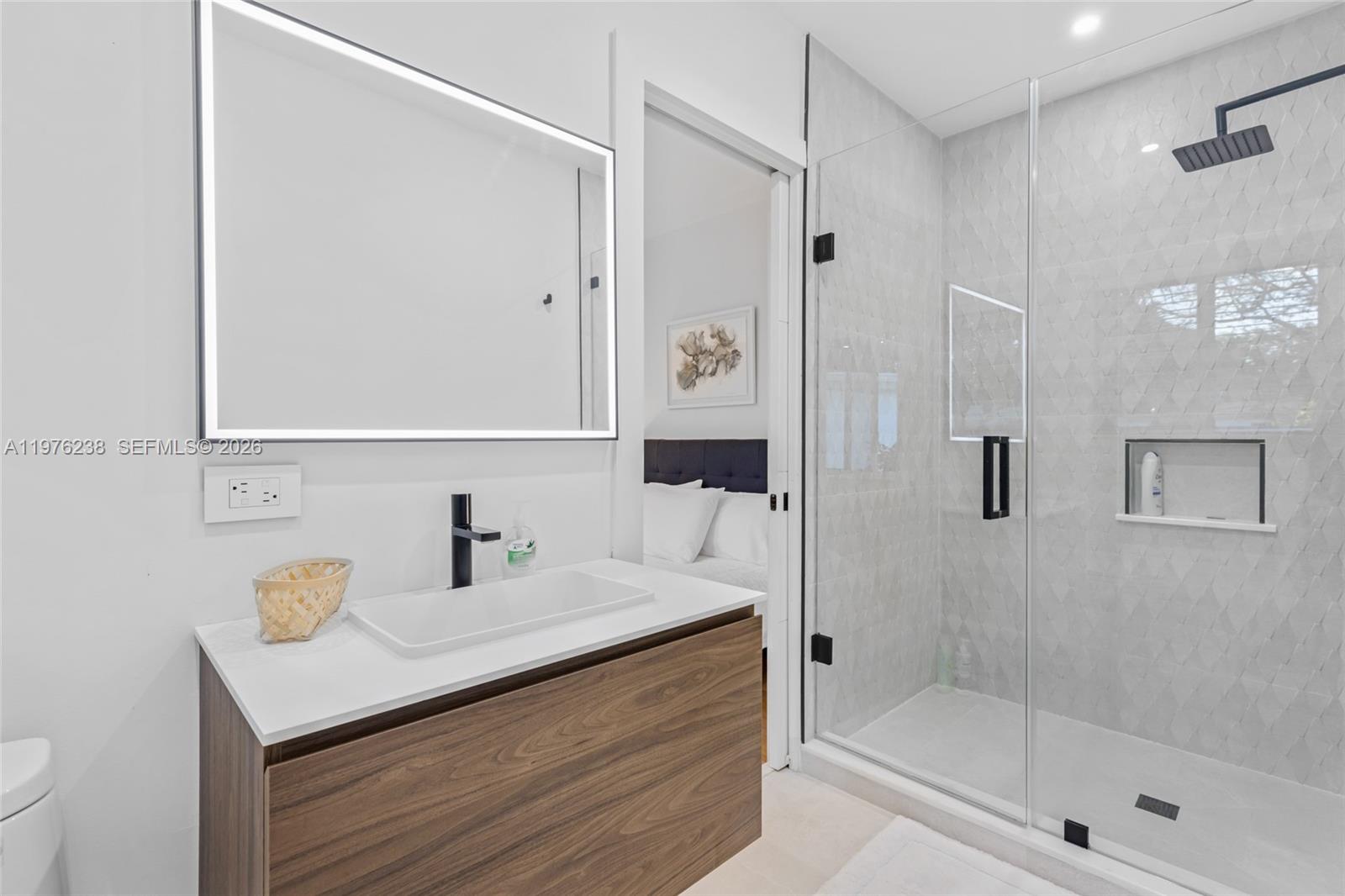 535 NE 50th Ter, Miami FL 33137