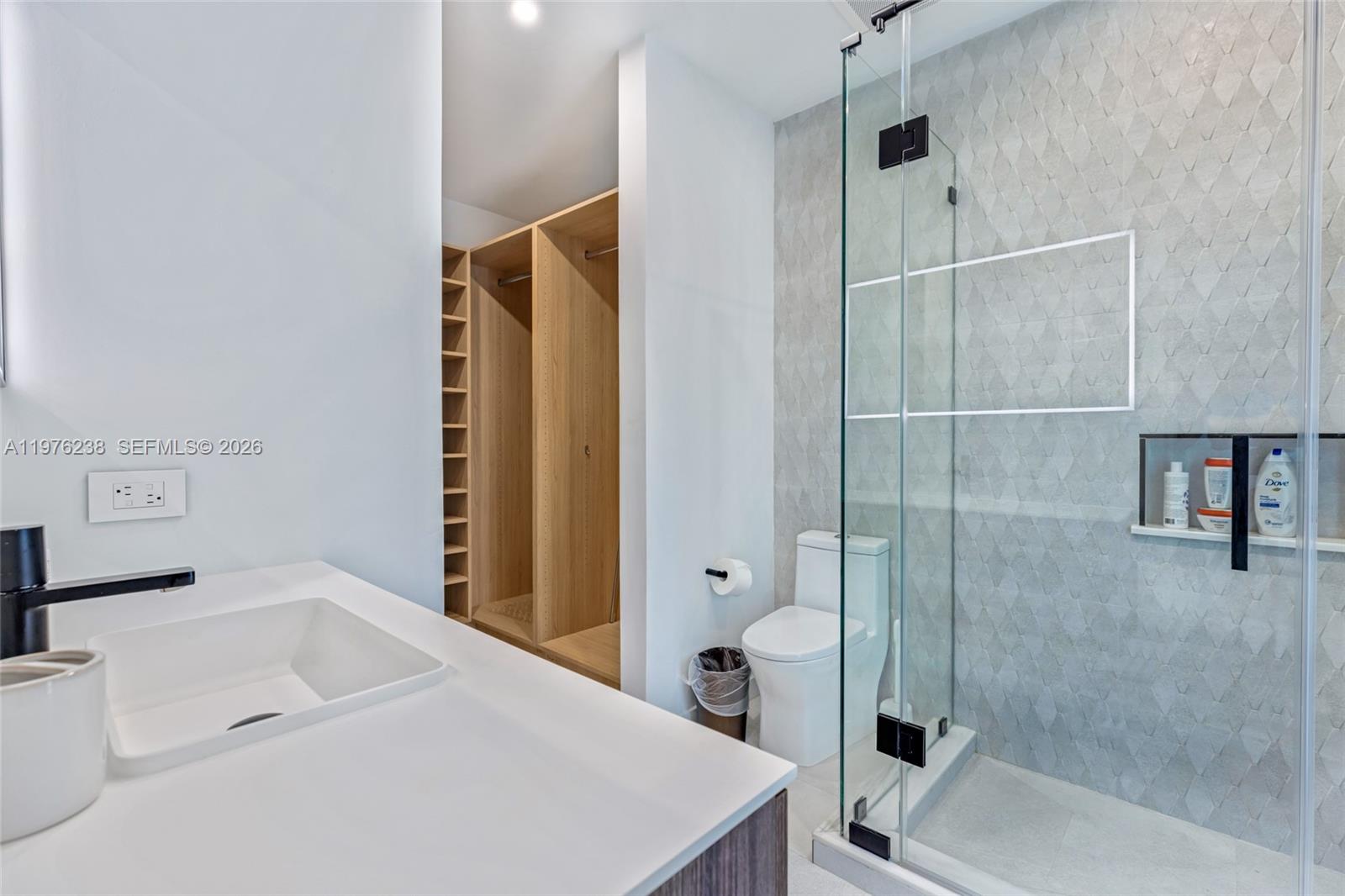 535 NE 50th Ter, Miami FL 33137
