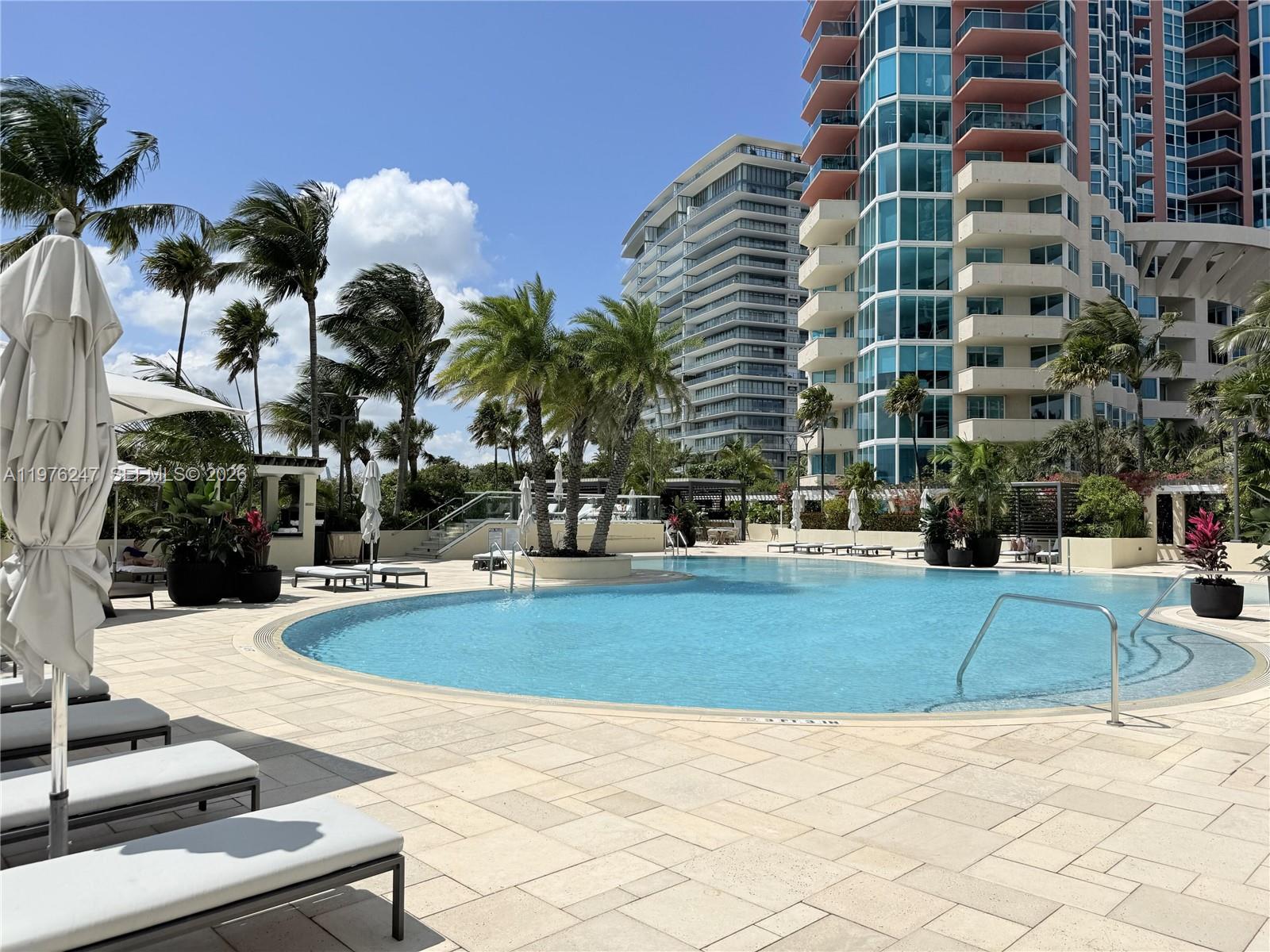 400 S Pointe Dr #2308, Miami Beach FL 33139