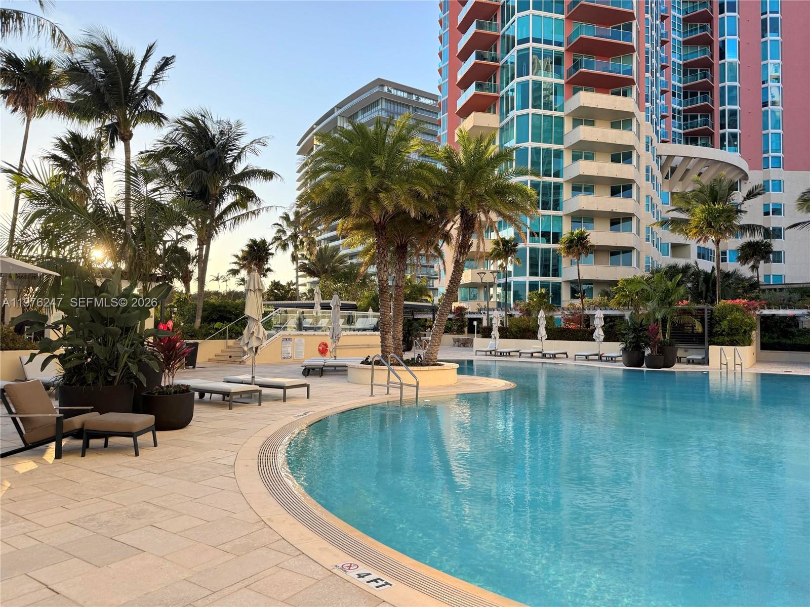 400 S Pointe Dr #2308, Miami Beach FL 33139