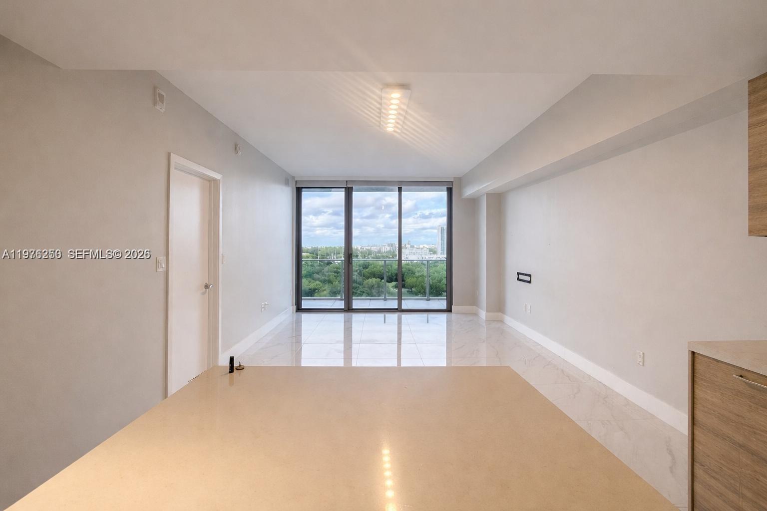 16385 Biscayne Blvd #1102, North Miami Beach FL 33160
