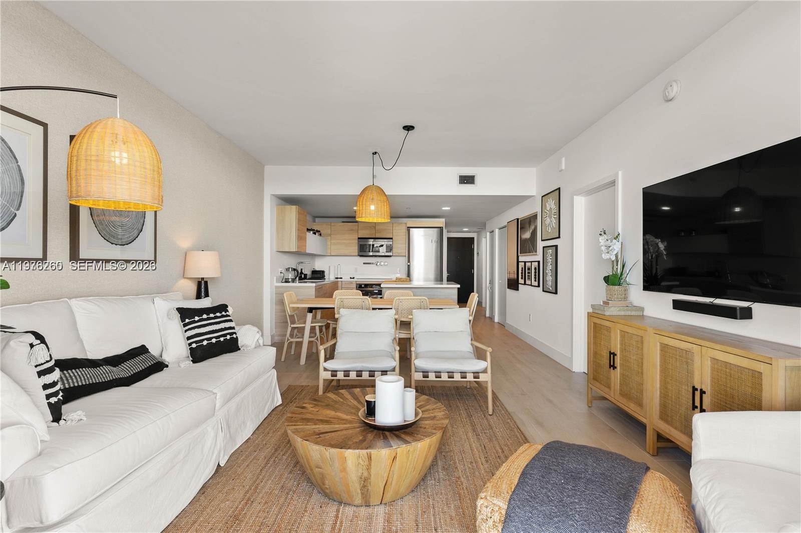 16385 Biscayne Blvd #2406, North Miami Beach FL 33160