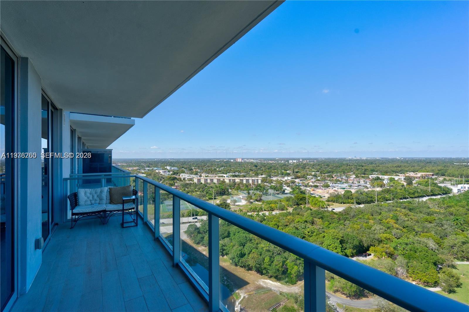 16385 Biscayne Blvd #2406, North Miami Beach FL 33160