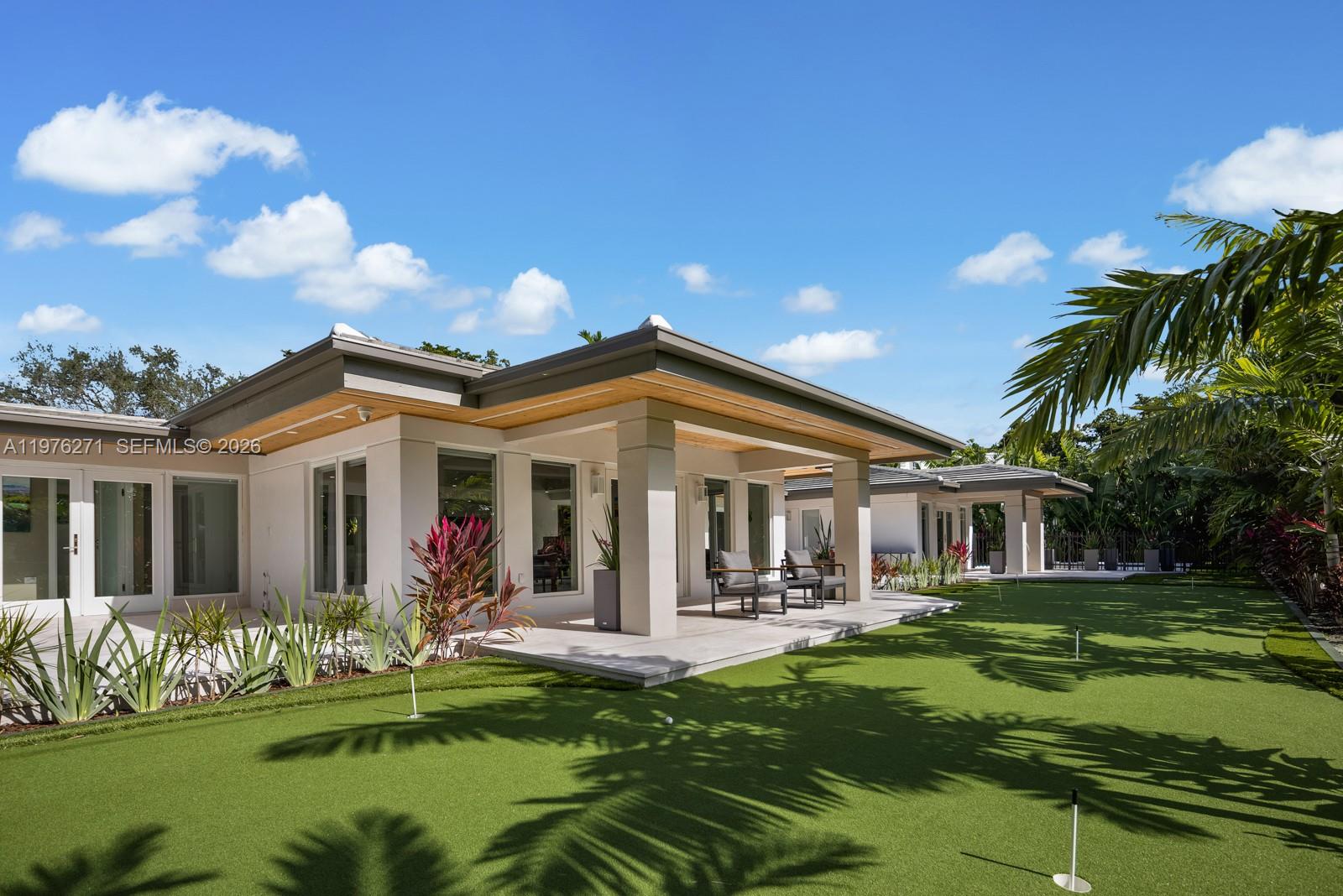 4144 Pinta Ct, Coral Gables FL 33146