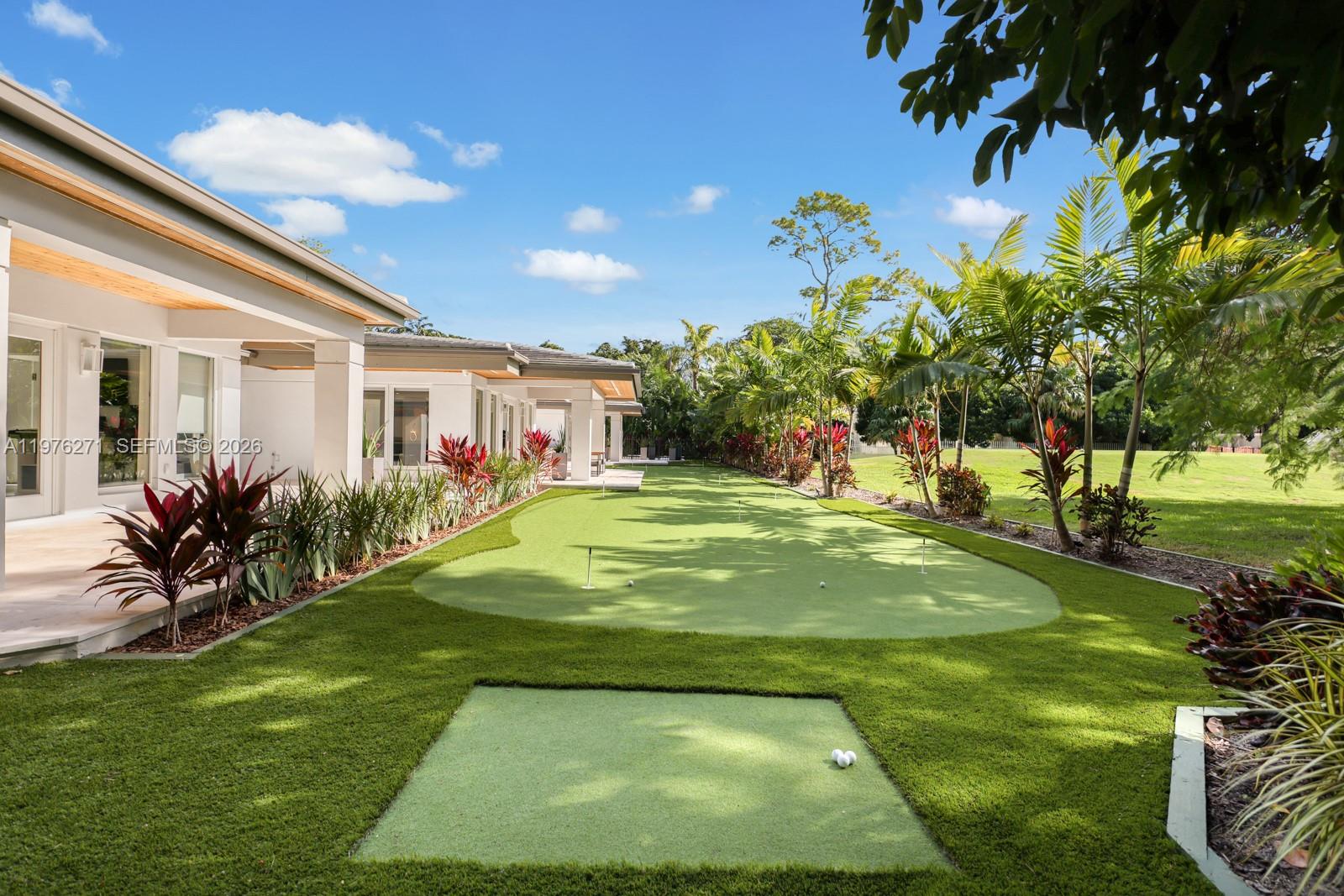 4144 Pinta Ct, Coral Gables FL 33146
