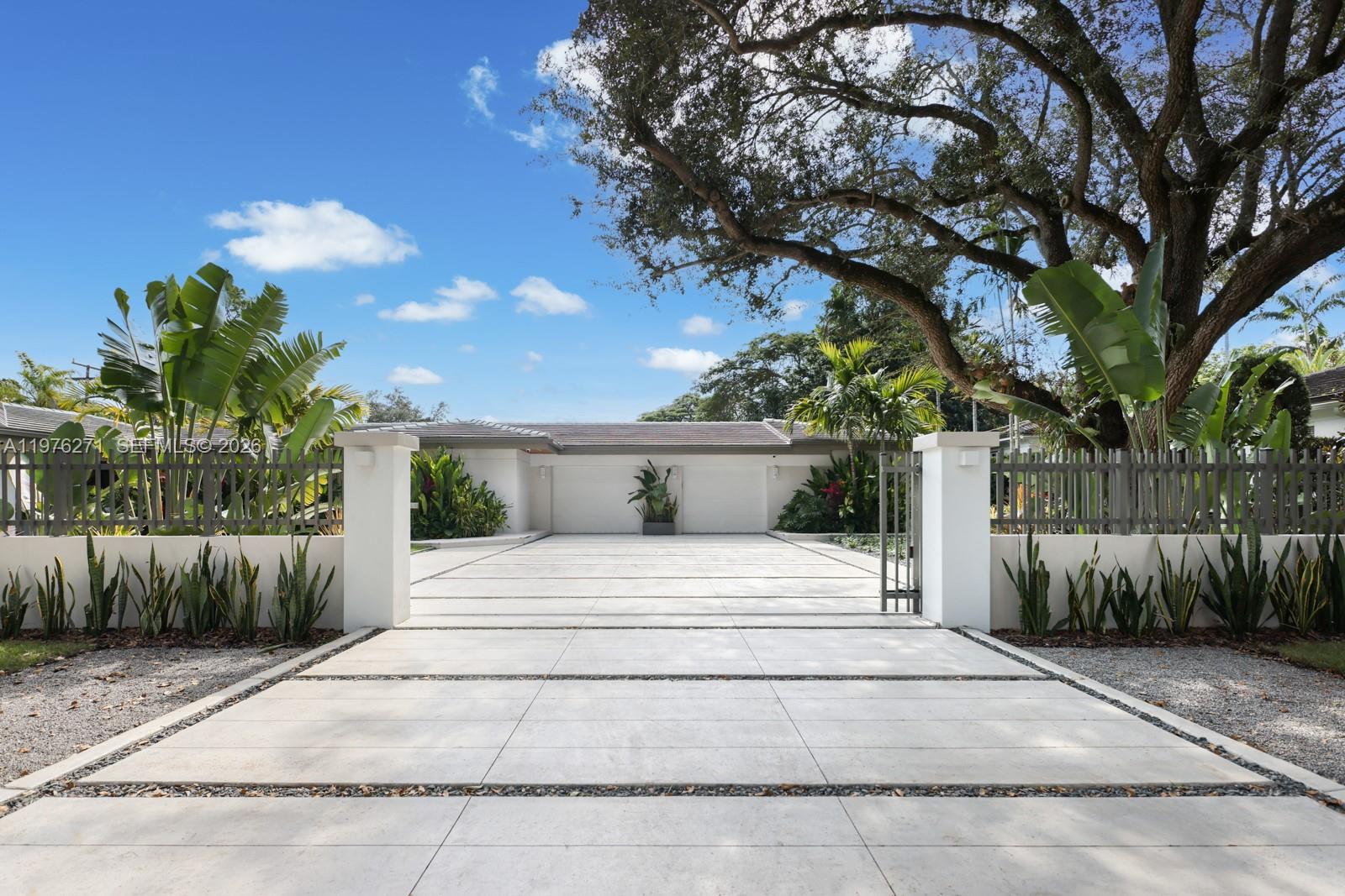 4144 Pinta Ct, Coral Gables FL 33146