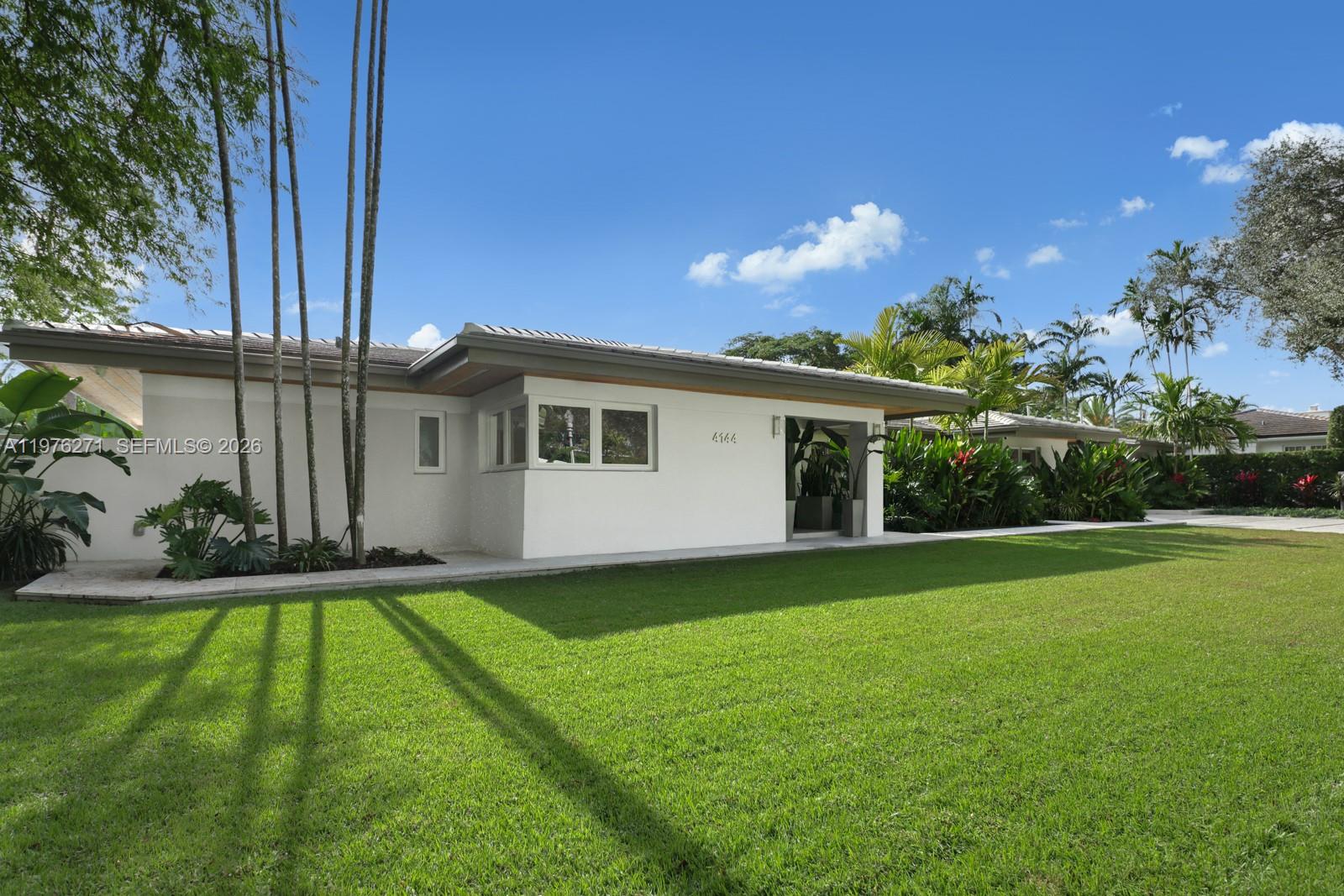 4144 Pinta Ct, Coral Gables FL 33146