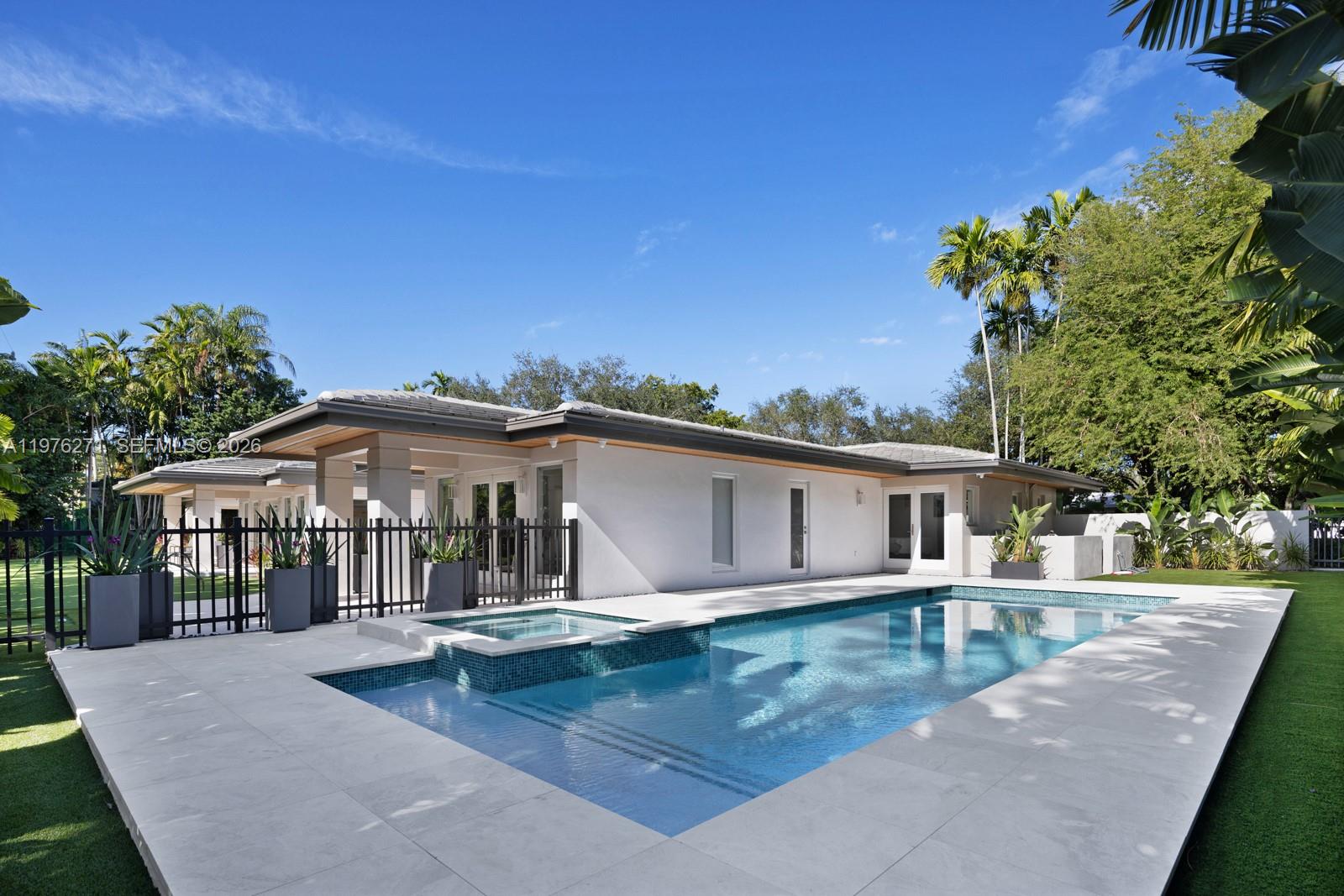 4144 Pinta Ct, Coral Gables FL 33146