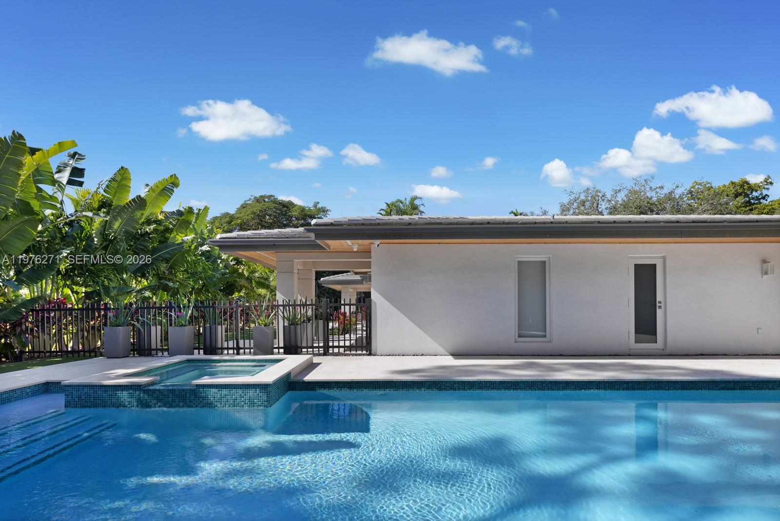 4144 Pinta Ct, Coral Gables FL 33146