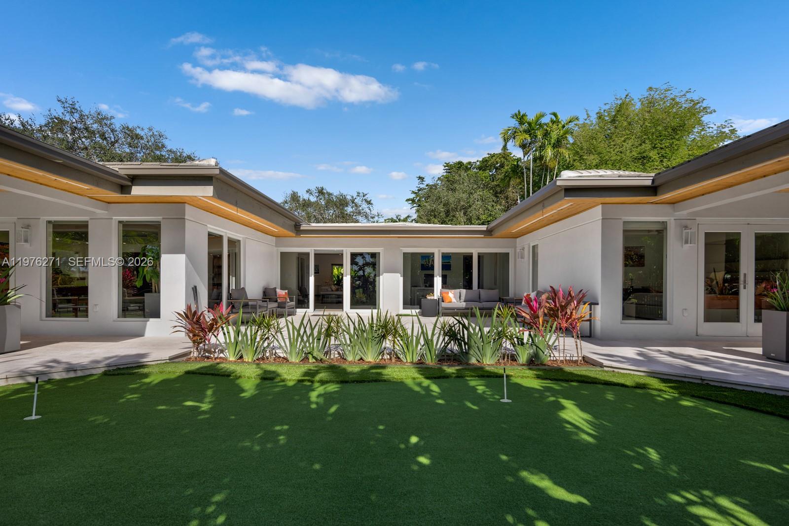 4144 Pinta Ct, Coral Gables FL 33146