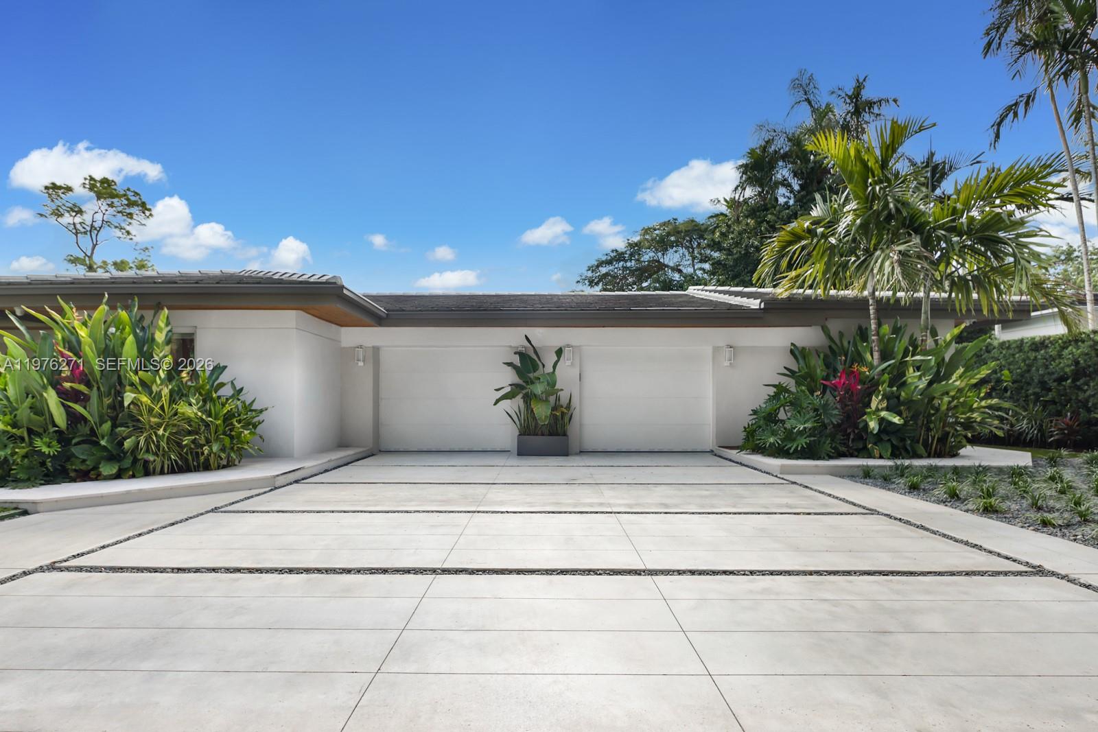 4144 Pinta Ct, Coral Gables FL 33146