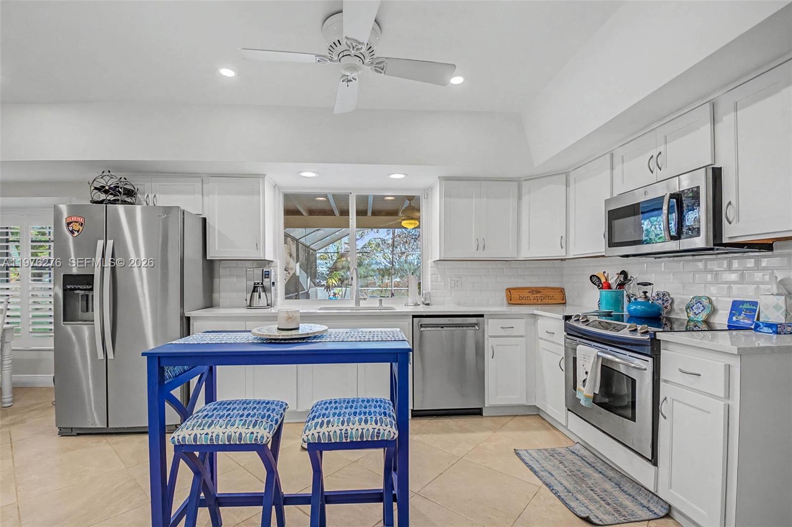 15401 SW 81 Av, Palmetto Bay FL 33157