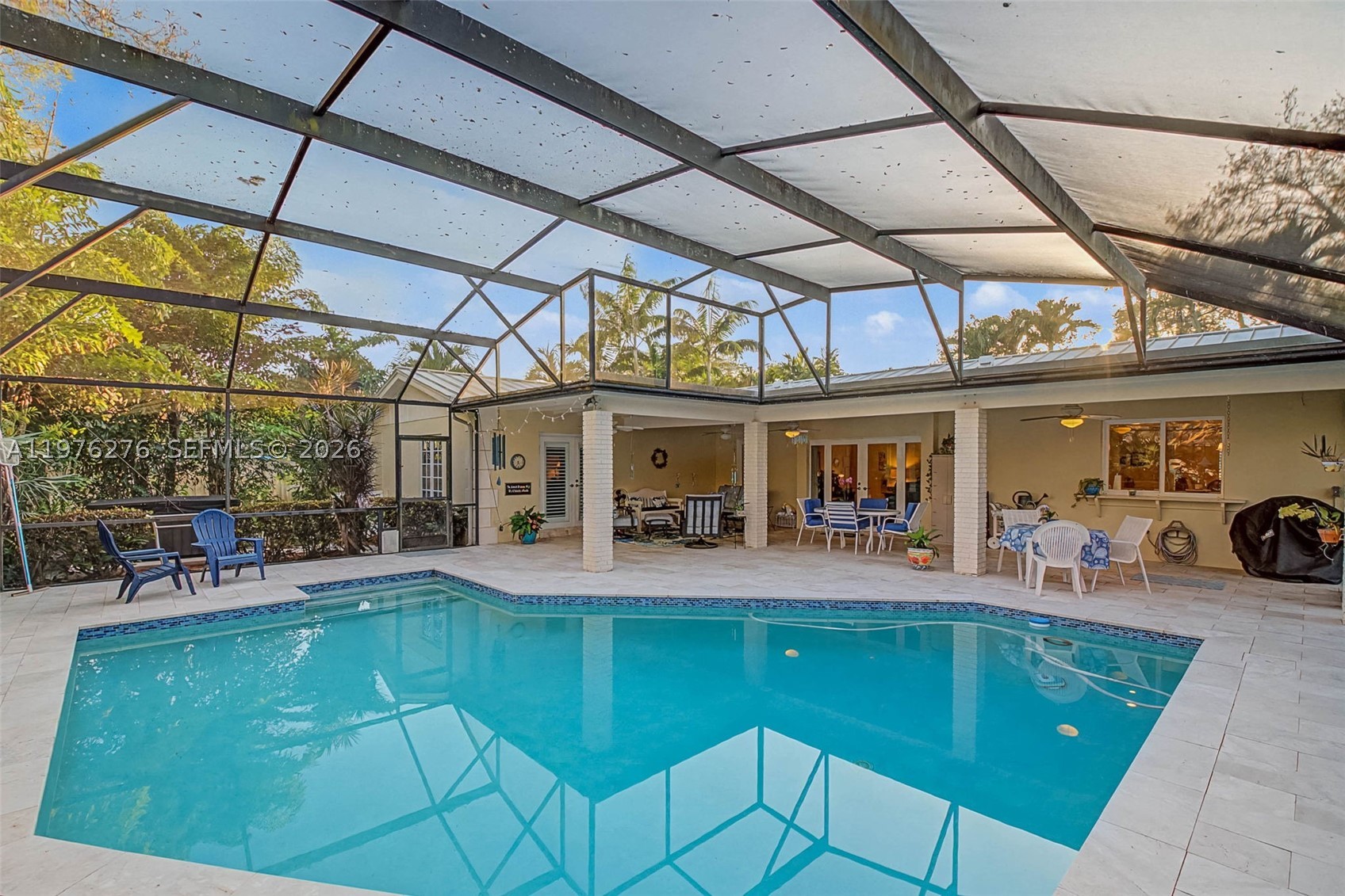 15401 SW 81 Av, Palmetto Bay FL 33157