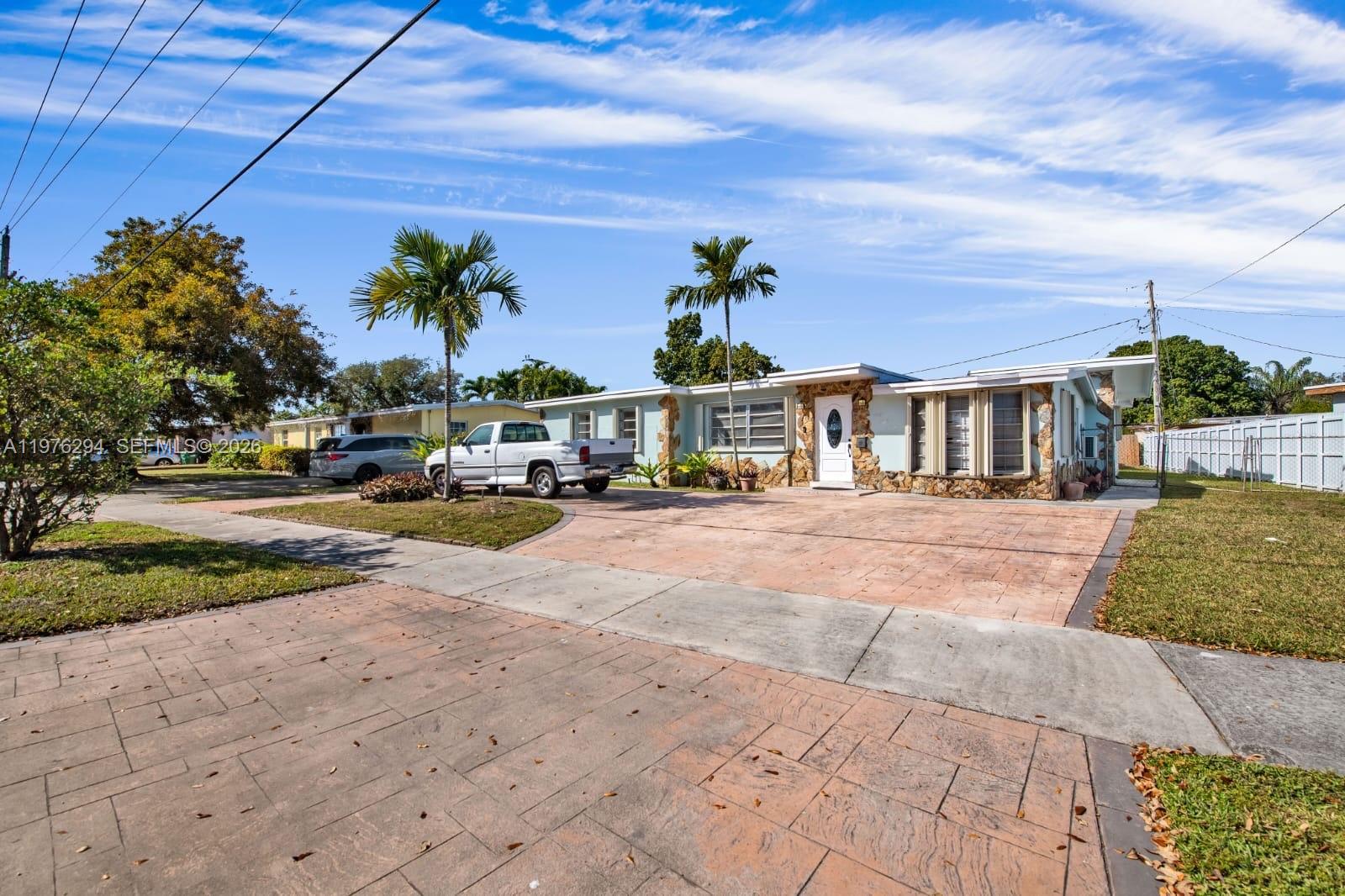 4820 SW 112th Ave, Miami FL 33165