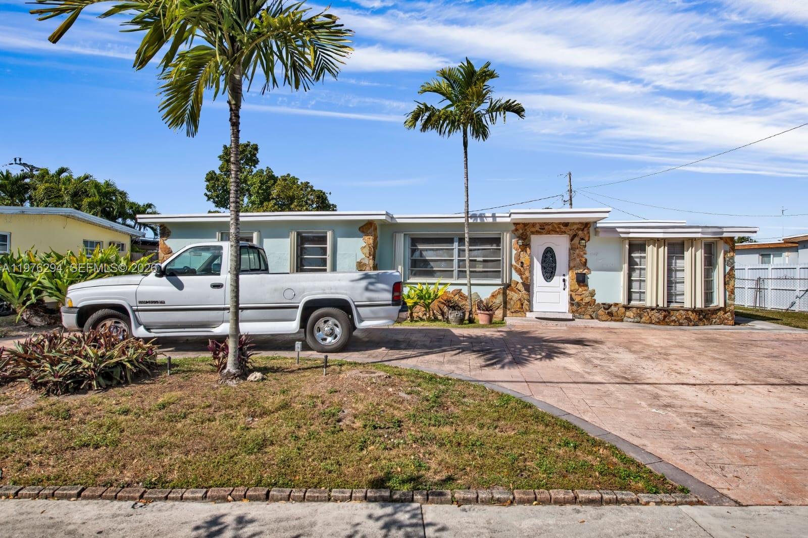 4820 SW 112th Ave, Miami FL 33165