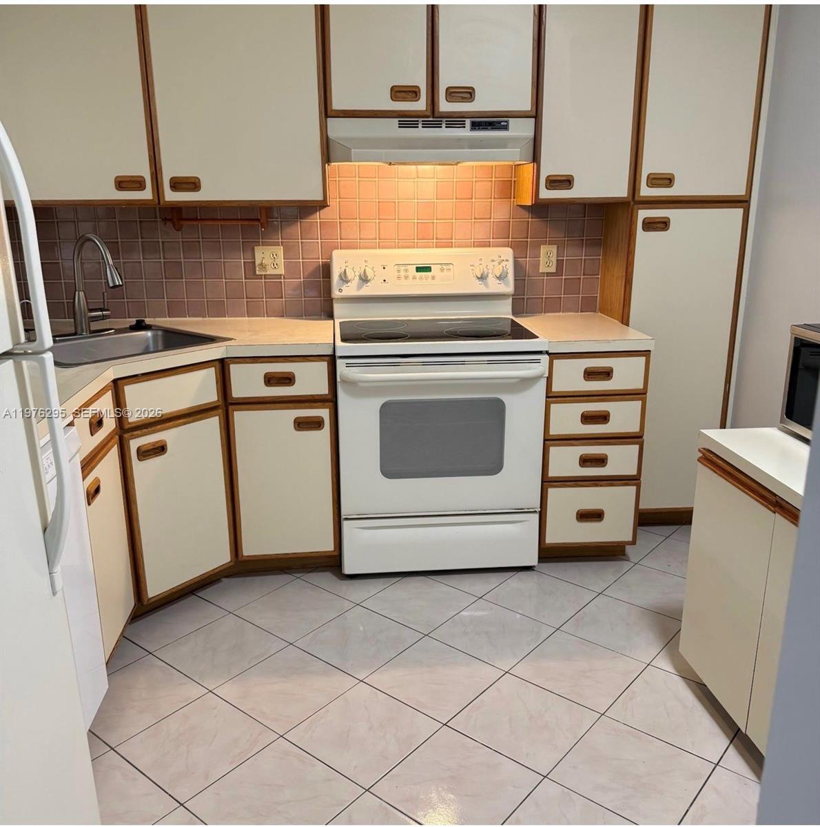 2590 N Carambola Cir N #1877, Coconut Creek FL 33066