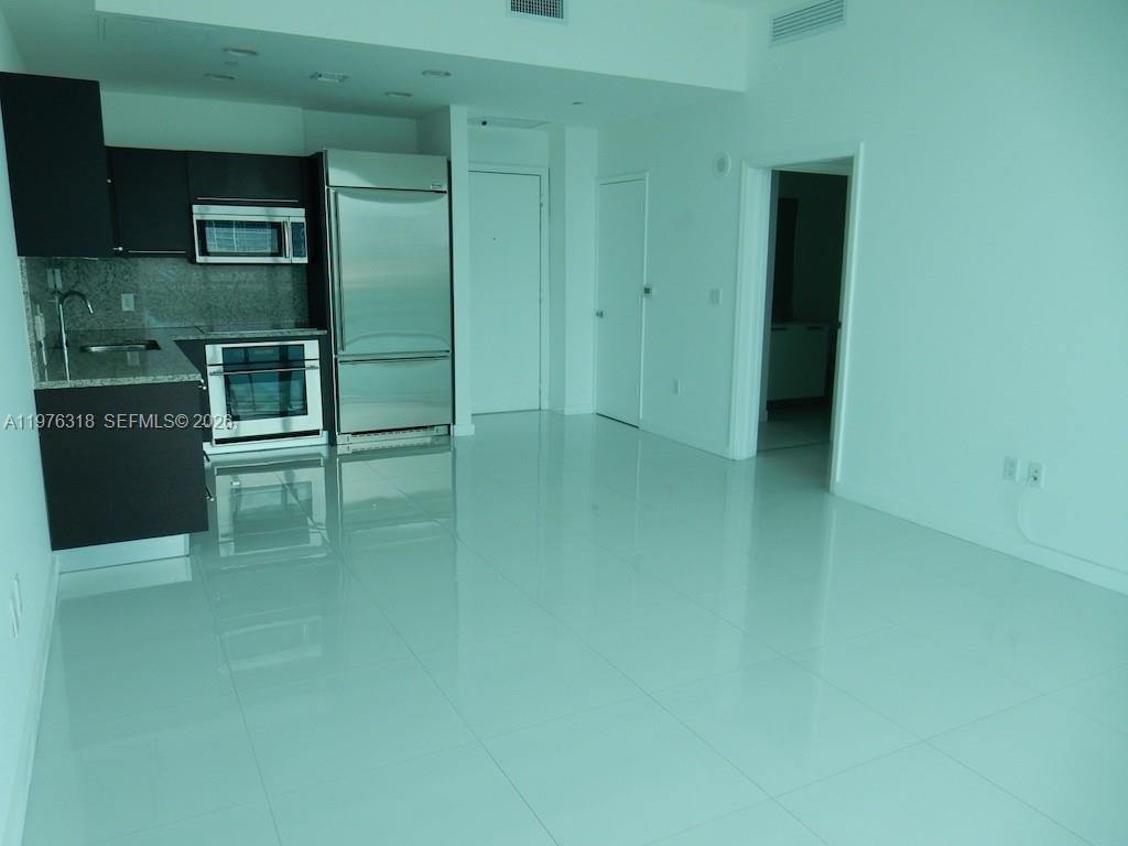 950 Brickell Bay Dr #4508, Miami FL 33131