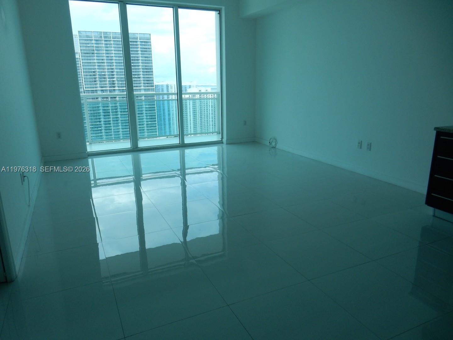 950 Brickell Bay Dr #4508, Miami FL 33131