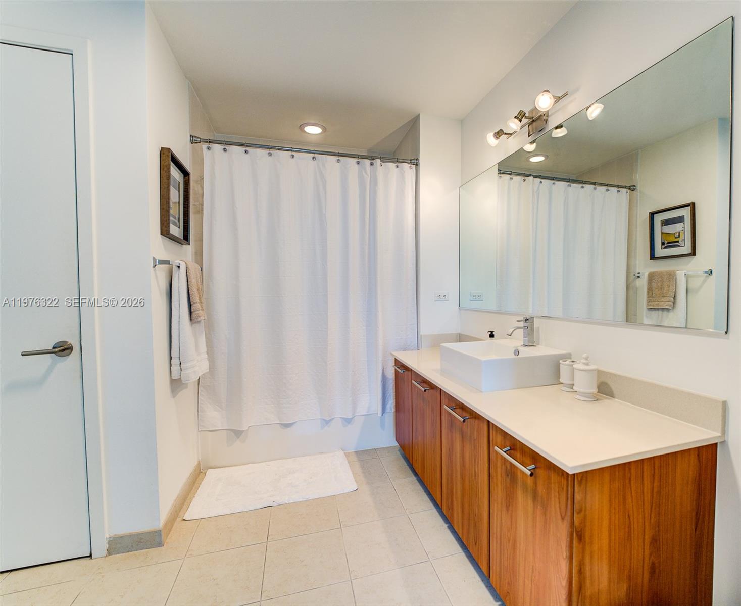 3301 NE 1st Ave #H1402, Miami FL 33137