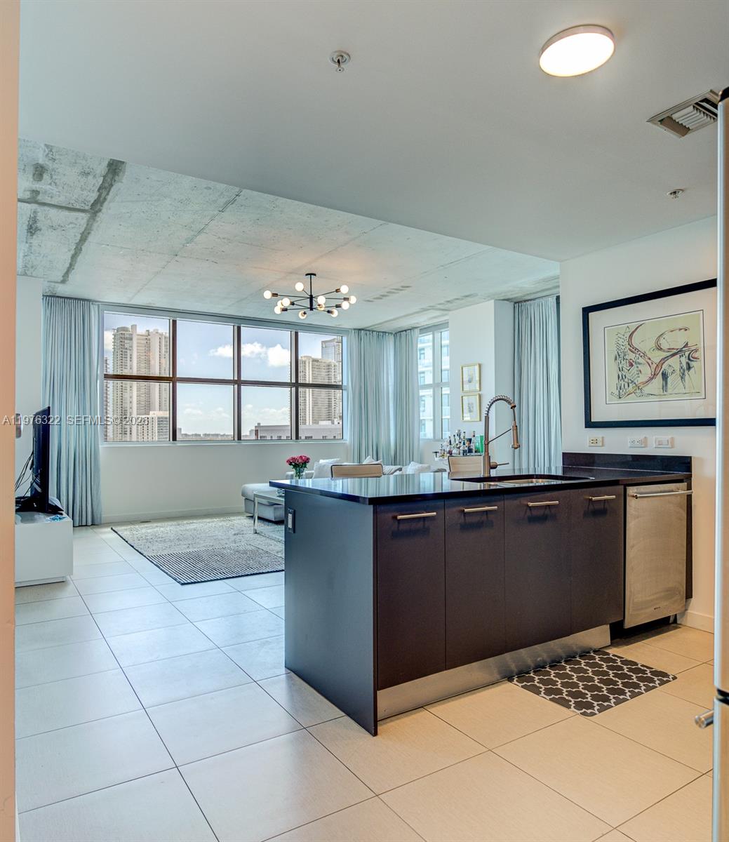 3301 NE 1st Ave #H1402, Miami FL 33137
