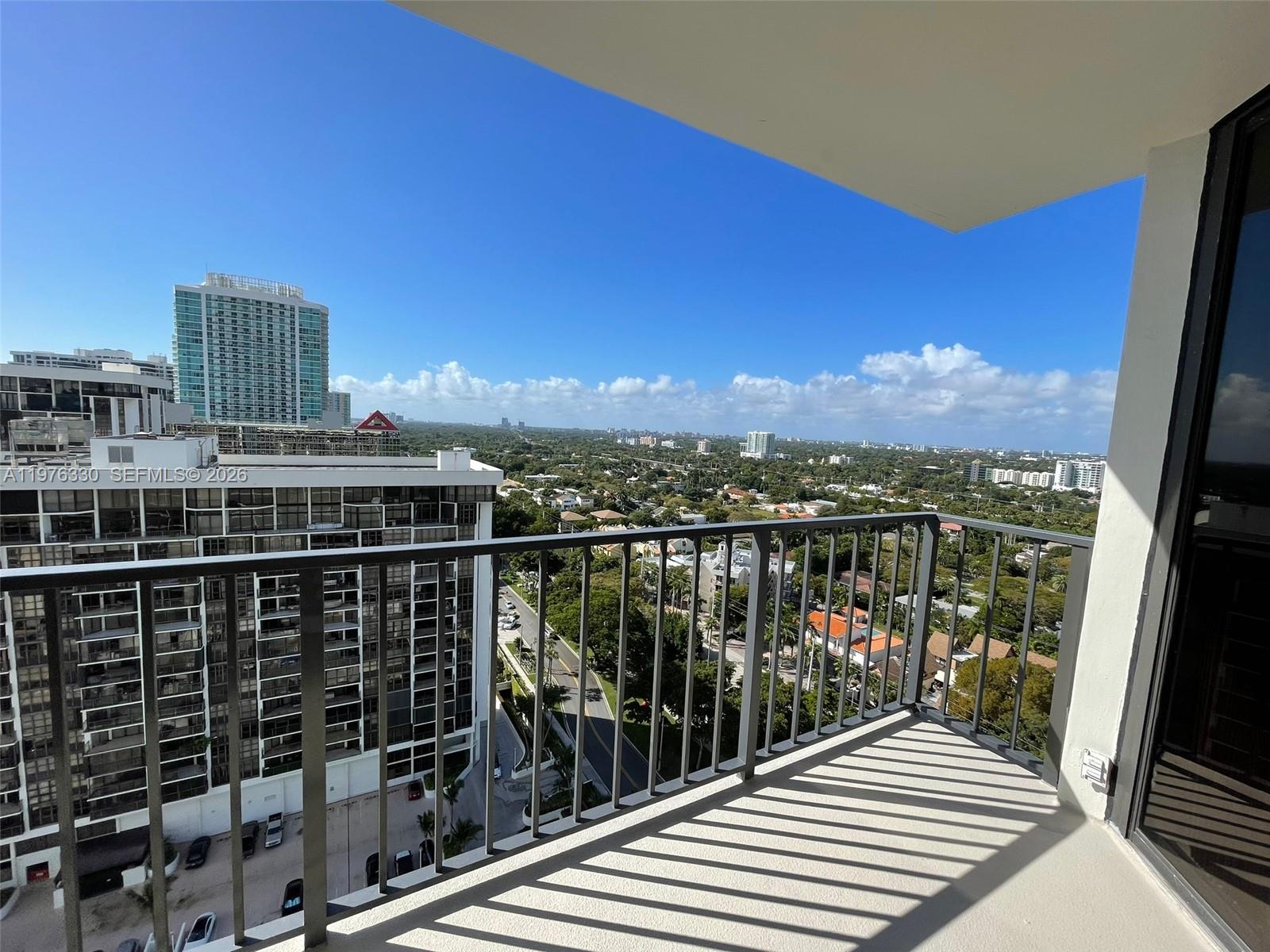 1901 Brickell Ave #B2207, Miami FL 33129