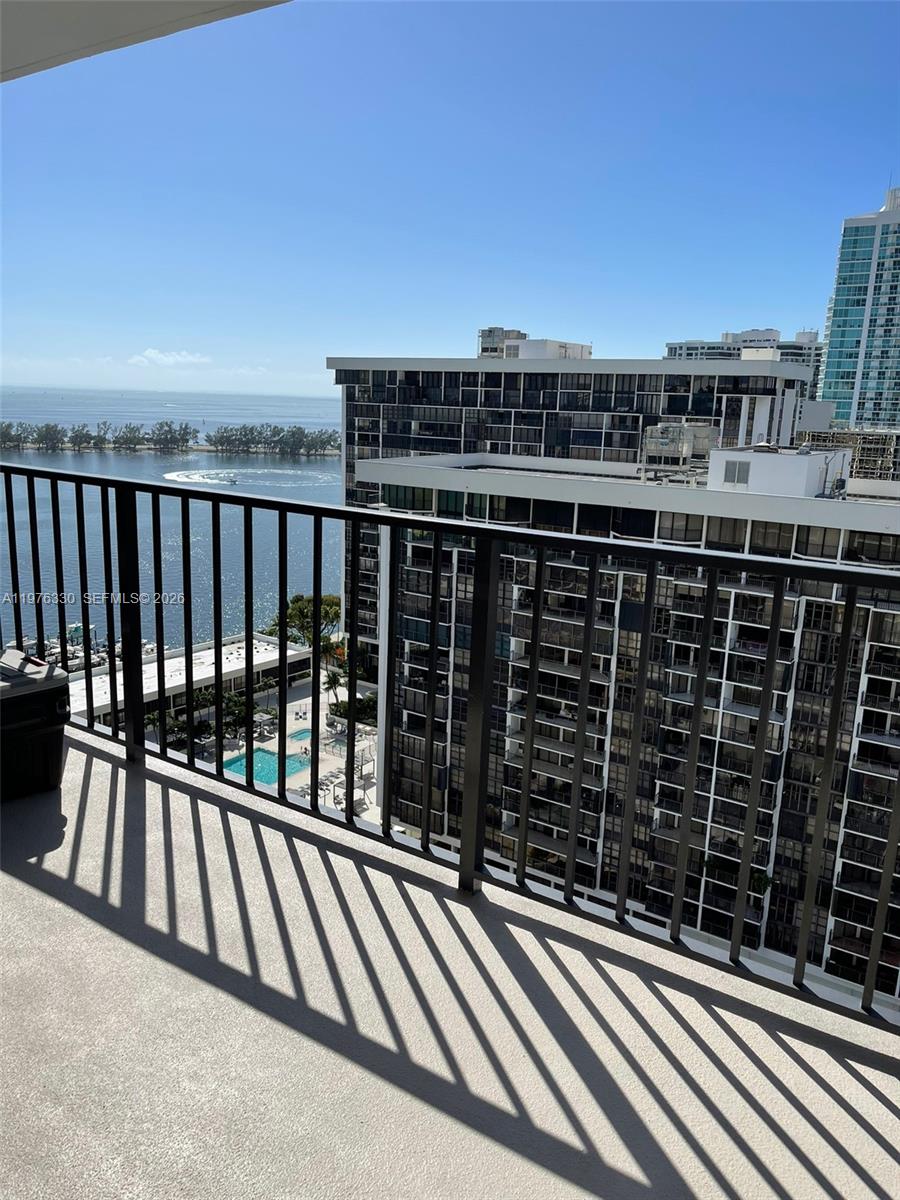 1901 Brickell Ave #B2207, Miami FL 33129