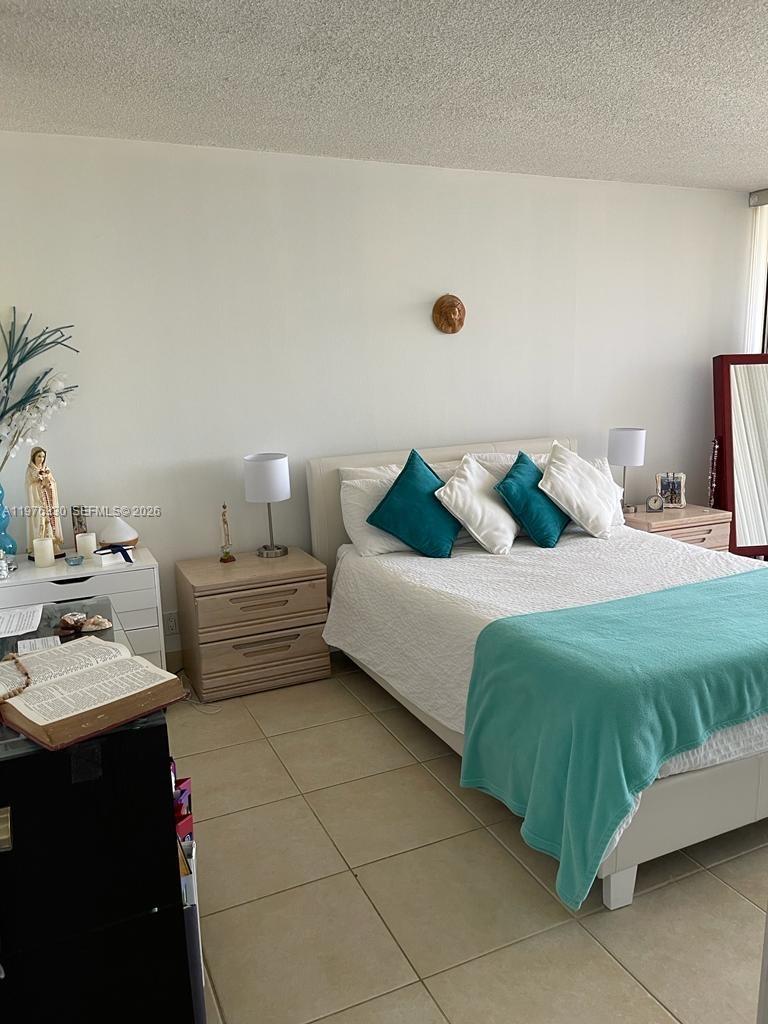 1901 Brickell Ave #B2207, Miami FL 33129
