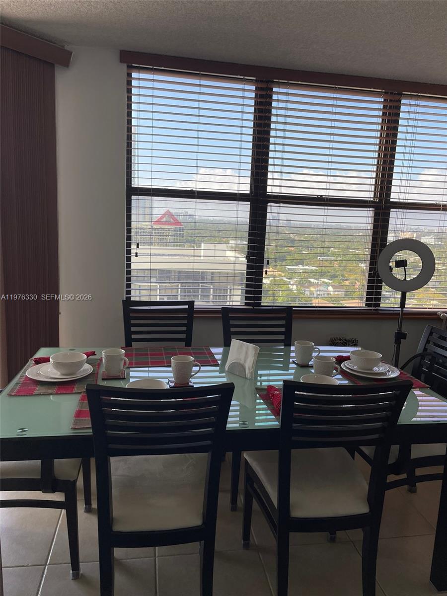 1901 Brickell Ave #B2207, Miami FL 33129