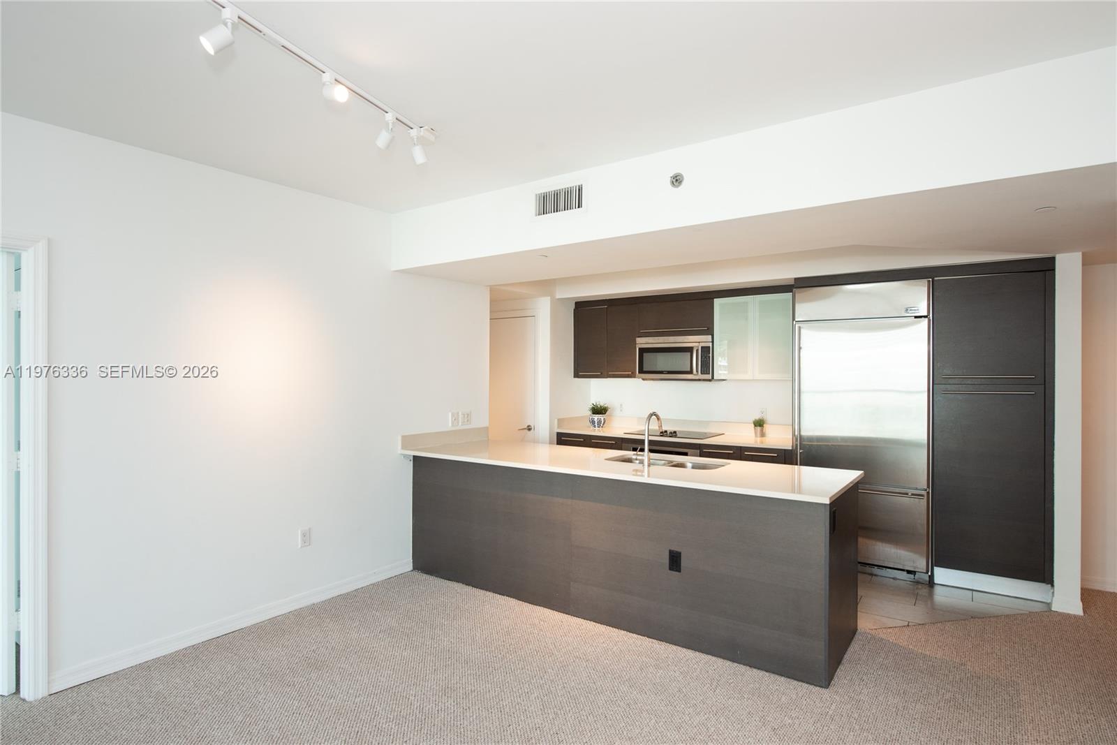 500 BRICKELL AV #1505, Miami FL 33131