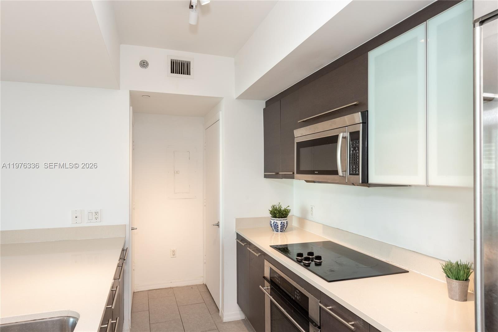 500 BRICKELL AV #1505, Miami FL 33131