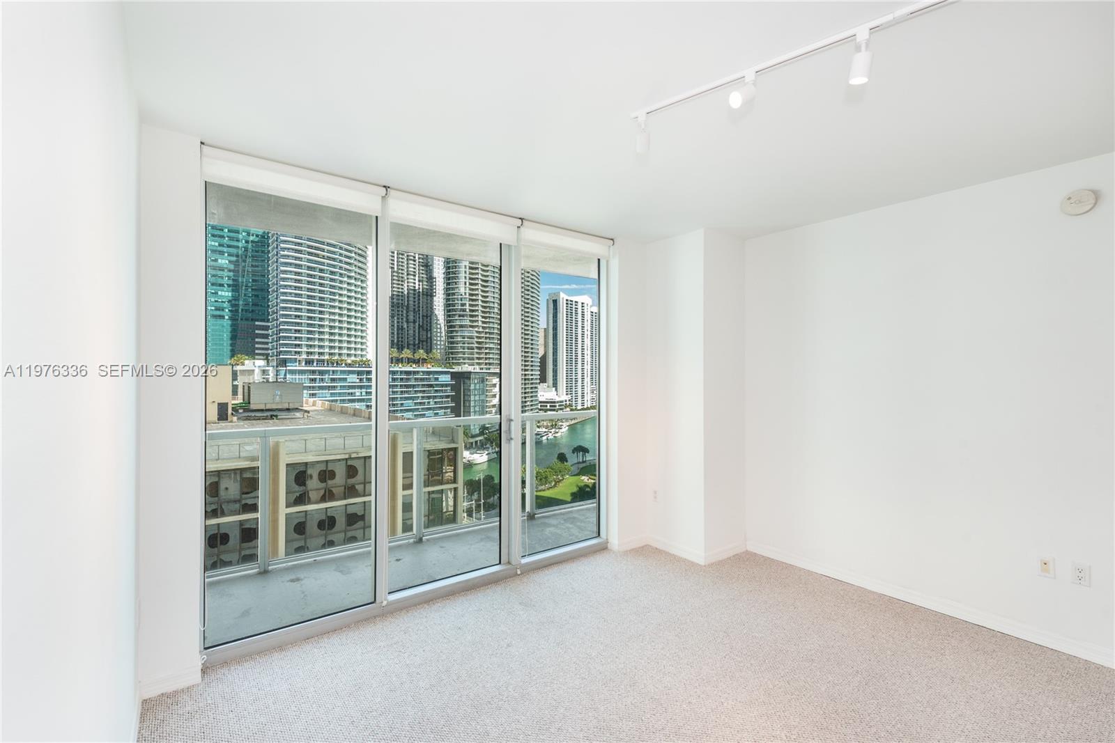 500 BRICKELL AV #1505, Miami FL 33131