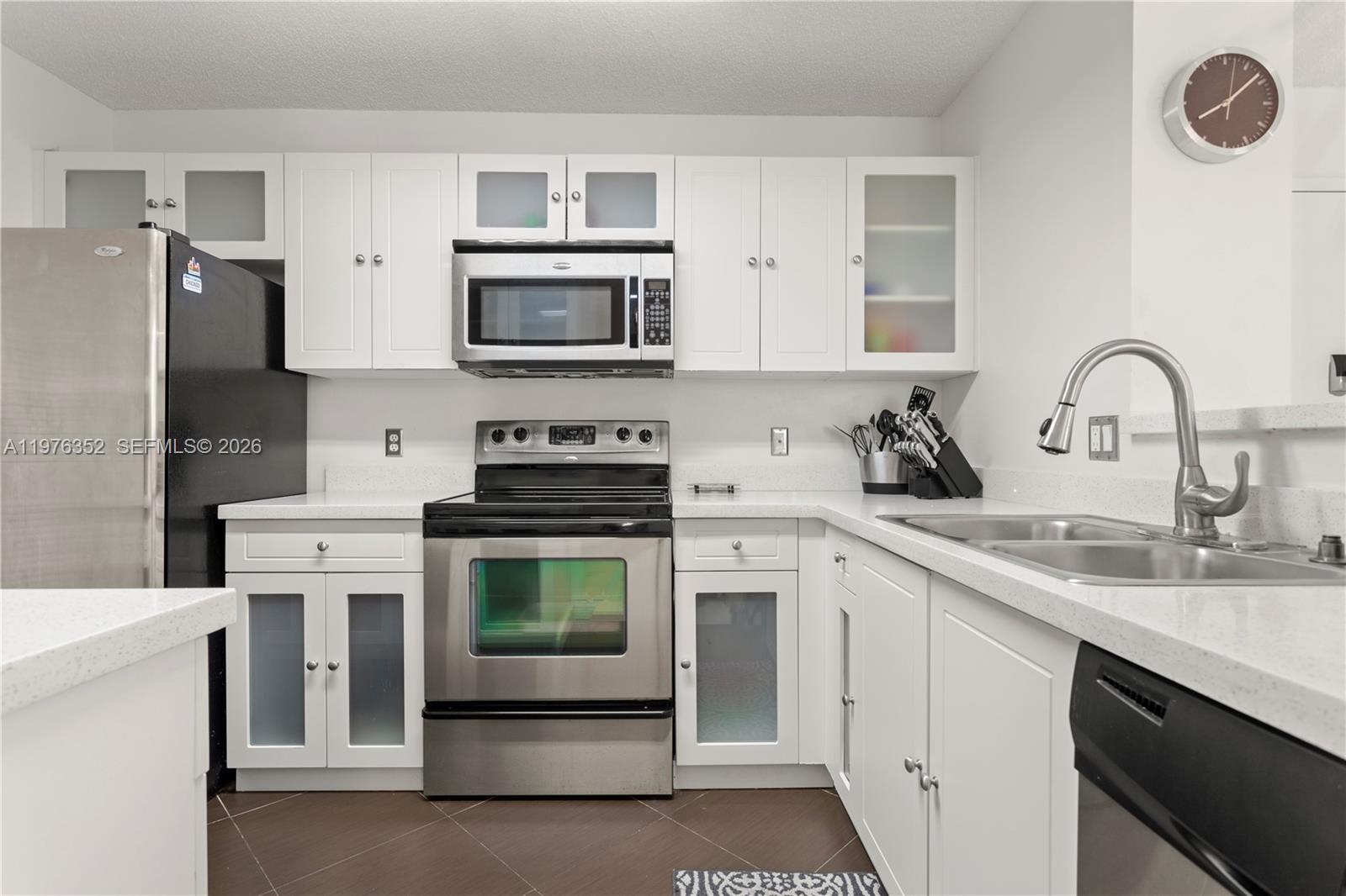 19555 E Country Club Dr #8208, Aventura FL 33180