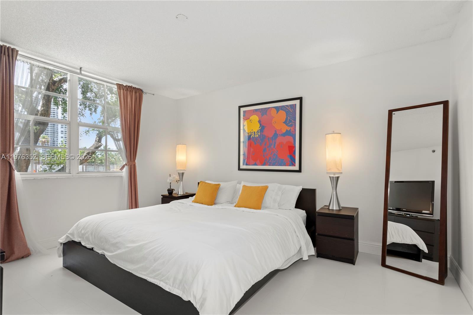19555 E Country Club Dr #8208, Aventura FL 33180
