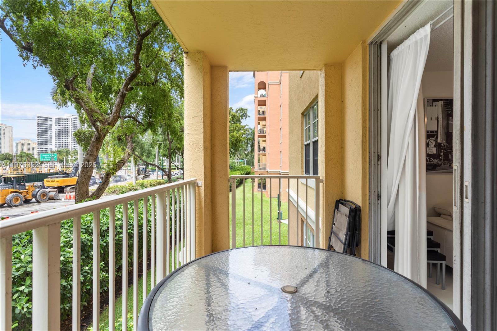 19555 E Country Club Dr #8208, Aventura FL 33180