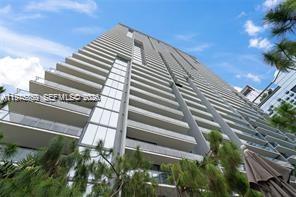 68 SE 6th St #1209, Miami FL 33131