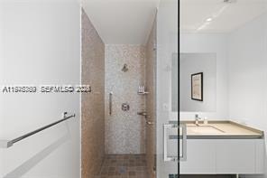 68 SE 6th St #1209, Miami FL 33131