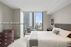 68 SE 6th St #1209, Miami FL 33131