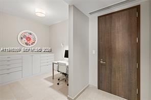 68 SE 6th St #1209, Miami FL 33131