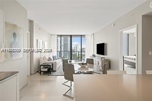 68 SE 6th St #1209, Miami FL 33131