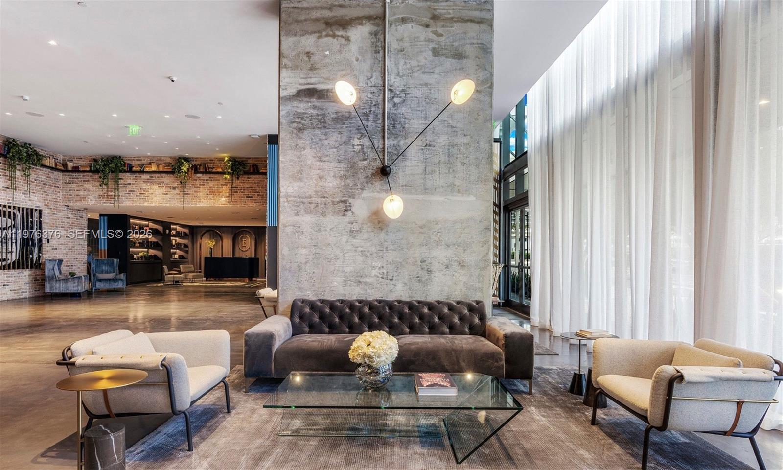 398 NE 5th St #PH 4701, Miami FL 33132