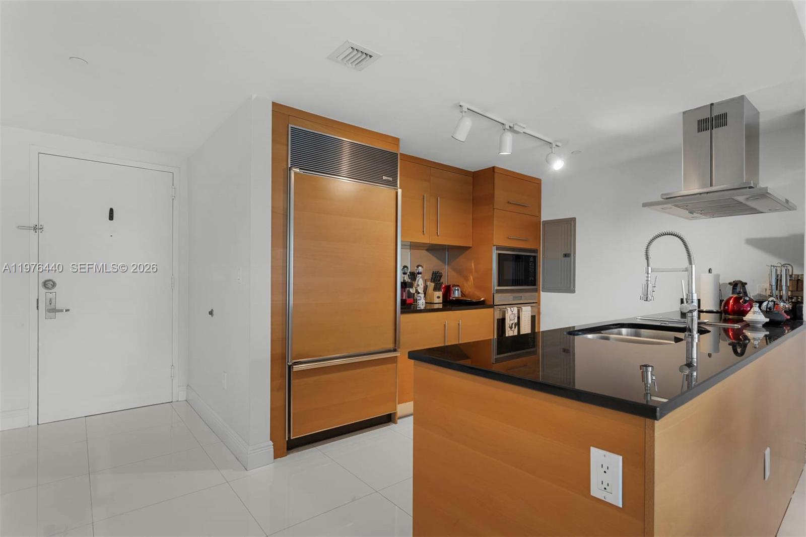 495 Brickell Ave #805, Miami FL 33131
