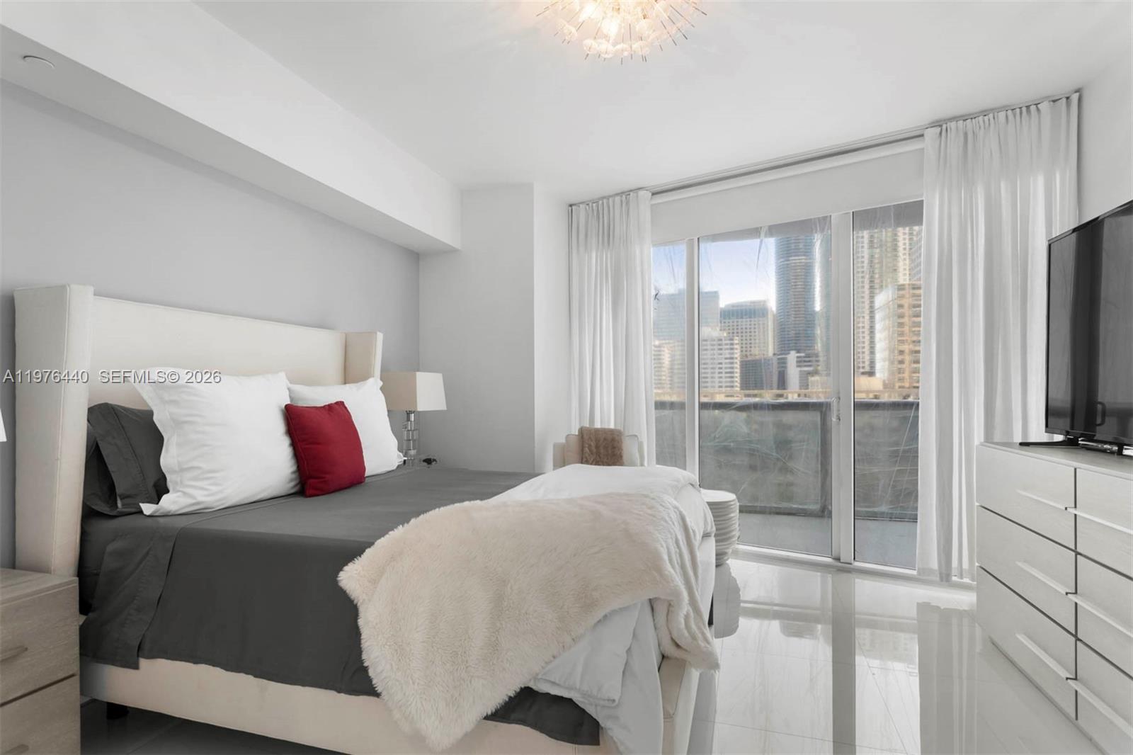 495 Brickell Ave #805, Miami FL 33131