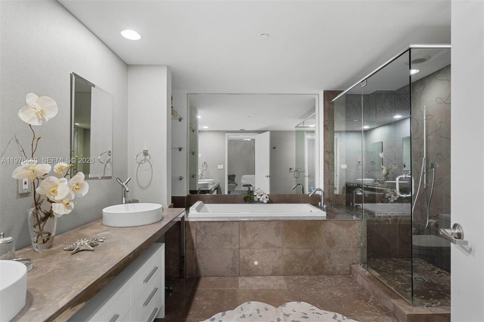495 Brickell Ave #805, Miami FL 33131