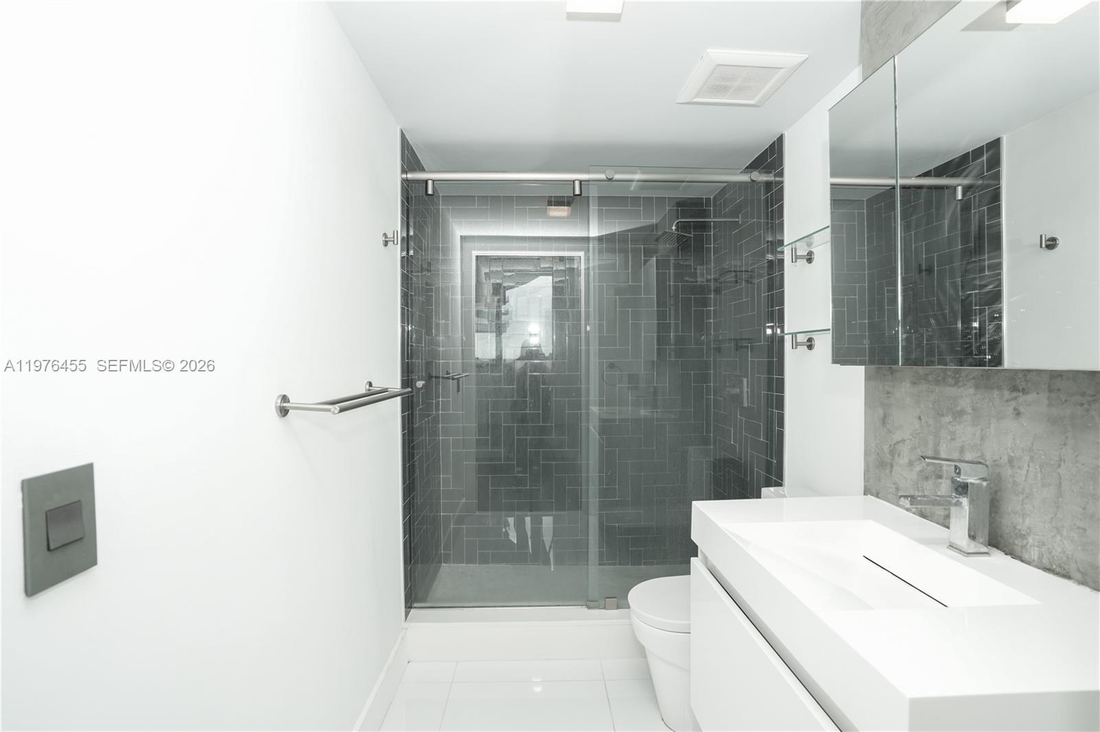 690 SW 1st Ct #1434, Miami FL 33130