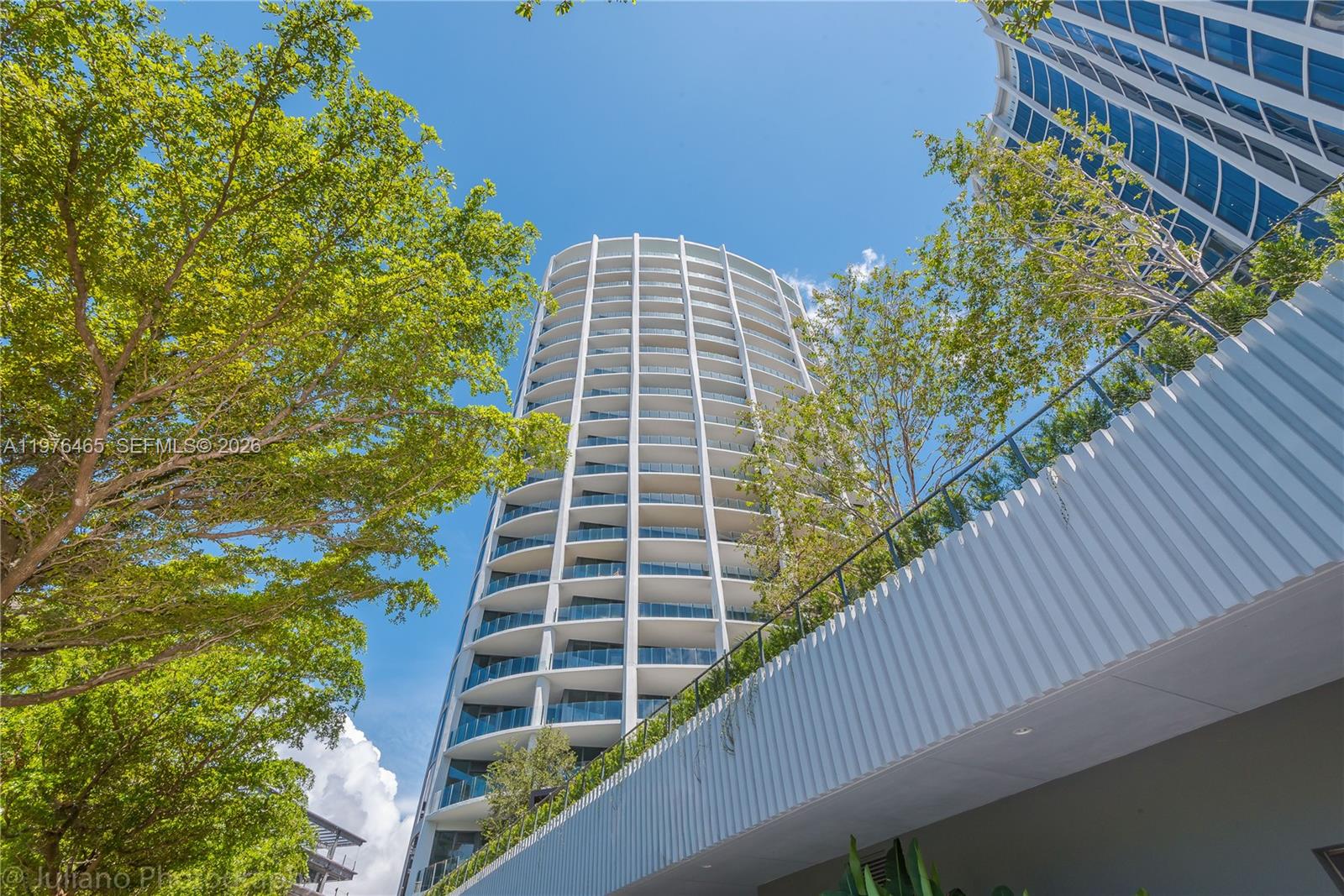 2831 S Bayshore Dr #808, Miami FL 33133